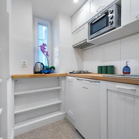 Beautiful Flat. Great Location. Warsaw