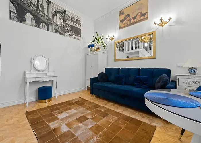 Beautiful Flat. Great Location. דירה