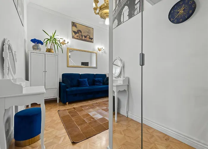 Beautiful Flat. Great Location. ורשה