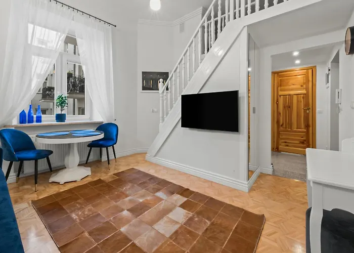 アパート Beautiful Flat. Great Location.