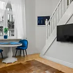 Beautiful Flat. Great Location. アパート